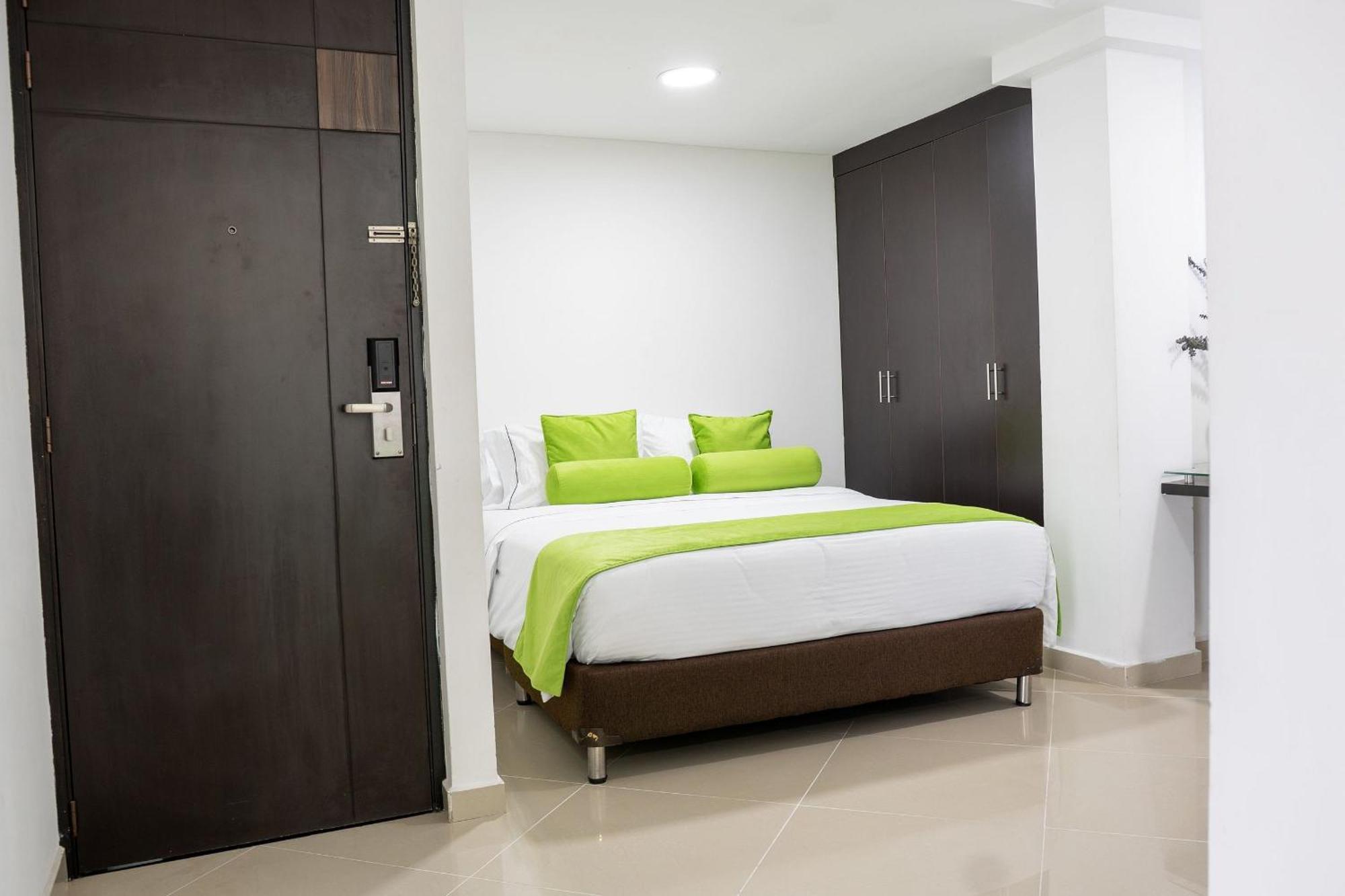 Hotel Piaro In Suites Cali Zewnętrze zdjęcie