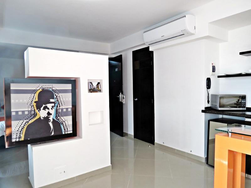 Hotel Piaro In Suites Cali Zewnętrze zdjęcie
